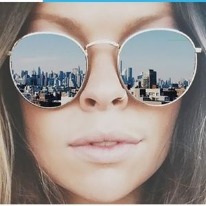 Women's Silver Round Retro Style Sunglasses